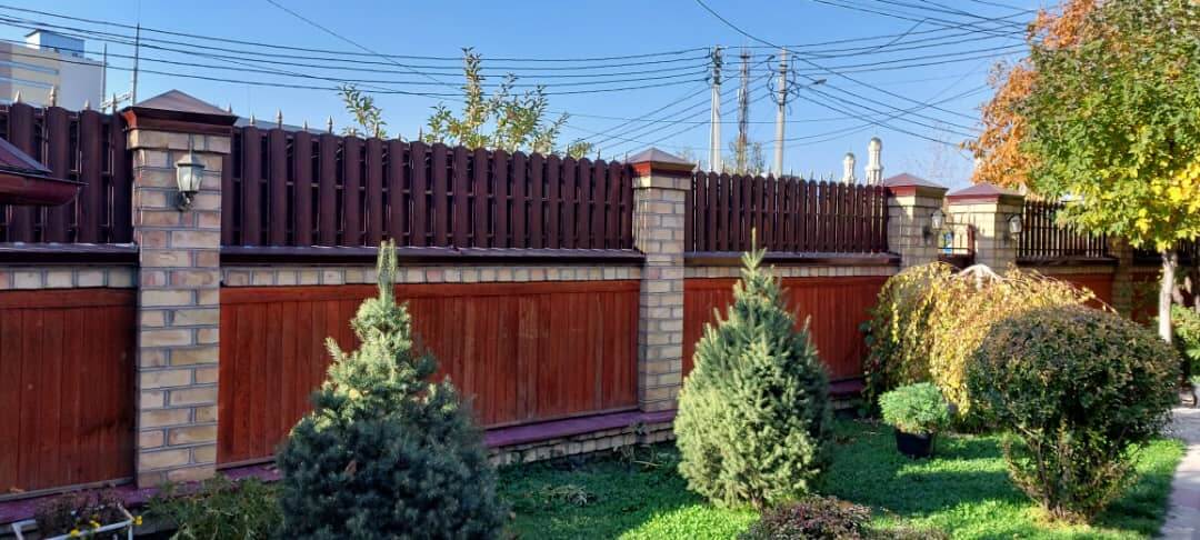 Забор из штакетника 90м Красный Каштан фото1 в Переславле-Залесском