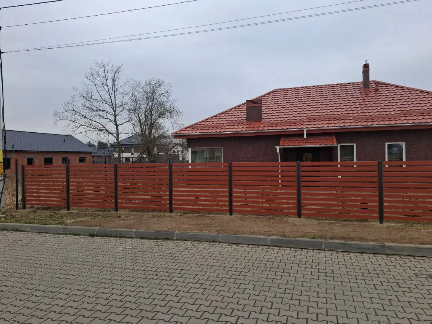 Забор-ранчо из металлопланкена 18м RAL8004 Терракотовый фото 3 в Переславле-Залесском